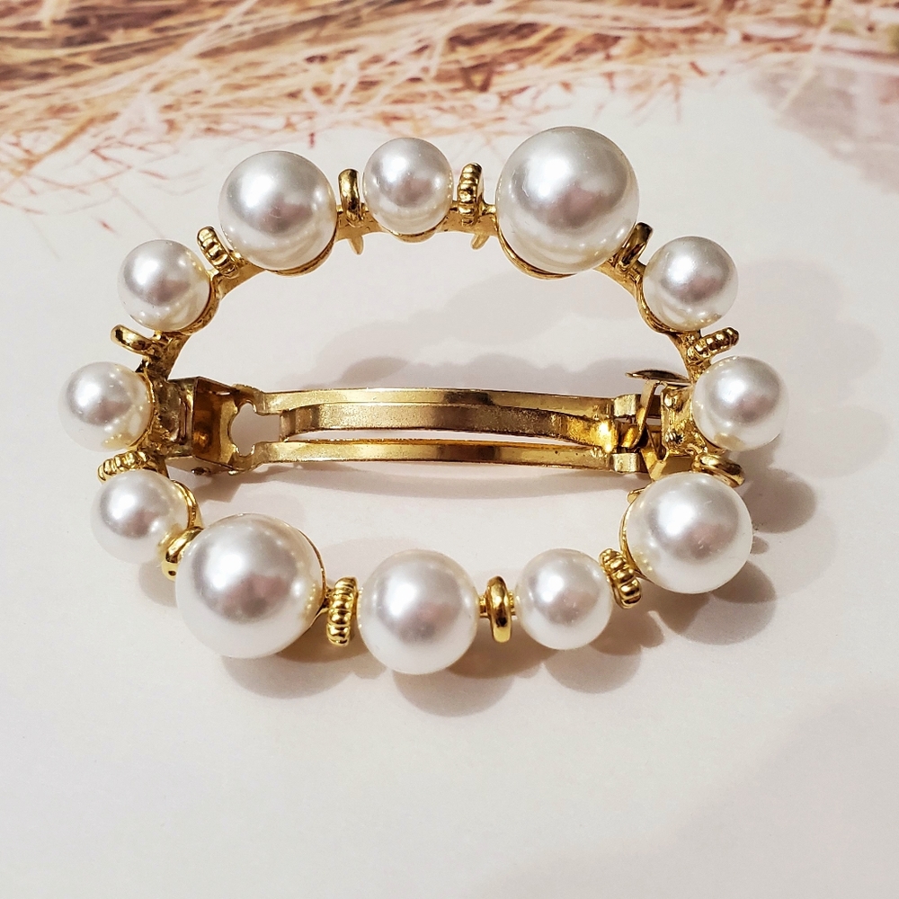 🥂Oval Pearl Hair Clip Gold Base Wedding Events